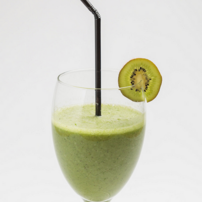 Zeleni hladno ceđeni sok